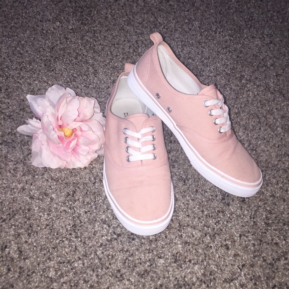 Canvas shoes pink Clearance